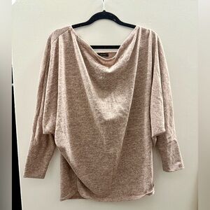 FINAL PRICE - Size large off the shoulder long sleeve🌼